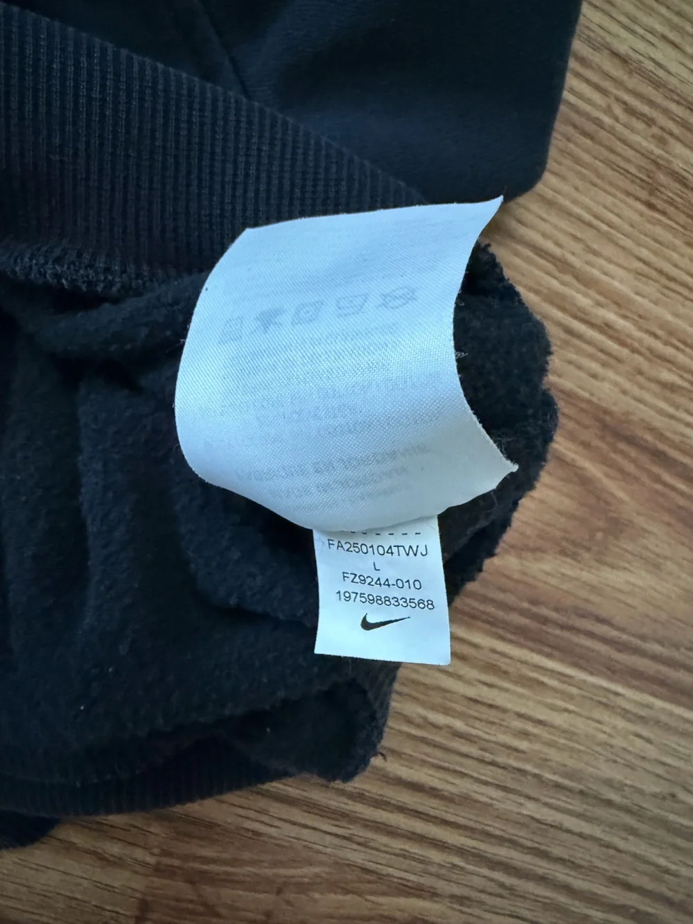 Nike Kids Black Crop Sweatshirt Large
